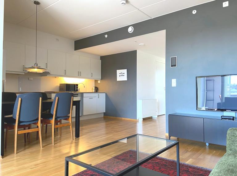 Kjøkken/spis sett fra stue.